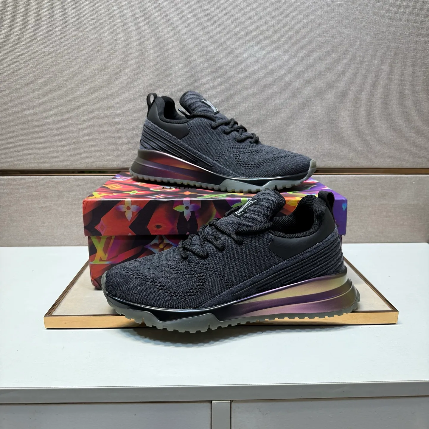 ⬛️Men's shoes 💰p480 [LV～] Men's casual shoes 2025z cabinet sales simultaneously 🔶Size: 38-44 #️⃣ 🔷4 colors🔜The upper is made of multi-material splicing➕Mesh lining, comfortable and breathable, sole: original comfortable and wear-resistant outsole, ⚠️real thing📱photographed🎬real thing is better📢📢📢